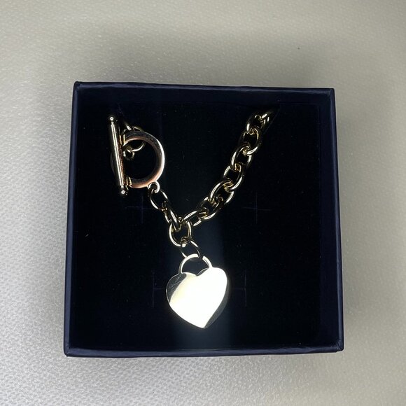 Gold-tone chain link bracelet - Picture 2 of 3